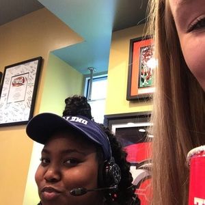 Meet your Posher, Sara